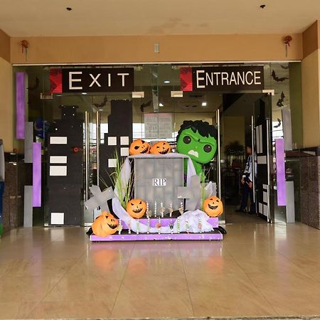 Eon Centennial Soho Hotel Cebu Exterior photo