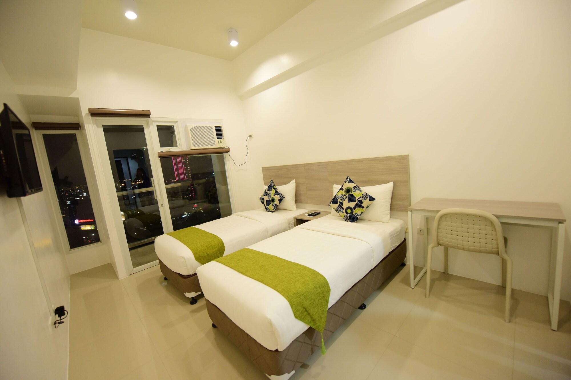 Eon Centennial Soho Hotel Cebu Exterior photo