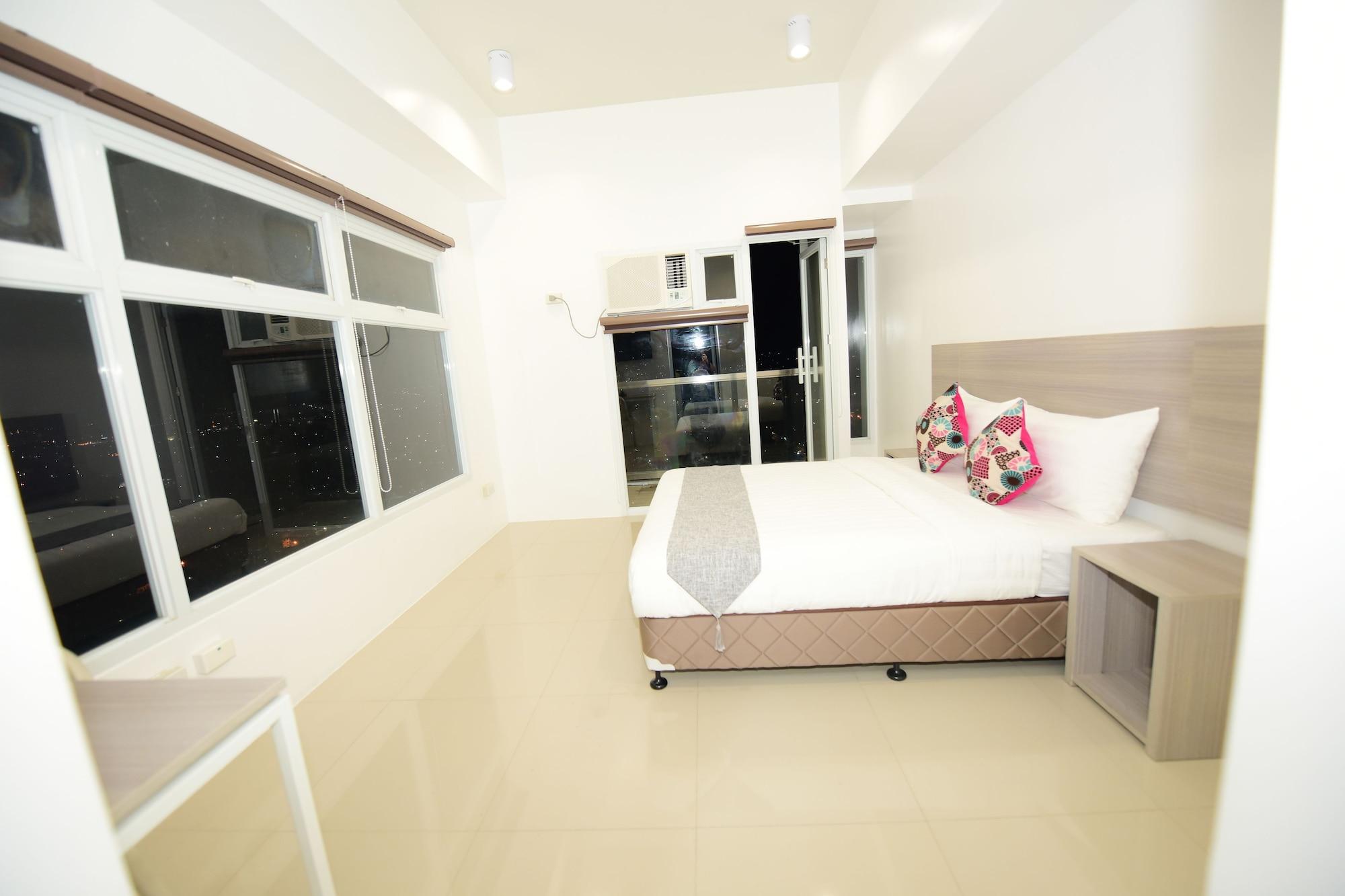 Eon Centennial Soho Hotel Cebu Exterior photo